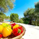 Villa Marialetta St Stephanos With Private Pool By Dadovillas